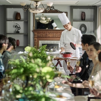 KYUKARUIZAWA KIKYO, Curio Collection by Hilton（元 旧軽井沢ホテル）:【26年8月まで】美しい緑に包まれる独立型チャペル＆少人数専用プラン＜料理グレードUP＆ドレス特典付き＞