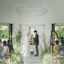 KYUKARUIZAWA KIKYO, Curio Collection by Hilton(元 旧軽井沢ホテル):【26年3・4月挙式】新緑&桜の朗らかな陽春を楽しめる春婚プラン<会場装花グレードUP&ドレス特典付>:<来館特典>●交通費最大1万円キャッシュバック!(電車でもお車でもタクシーでもOK)●無料!信州国産牛や地元野菜など3万円相当の絶品試食をご用意!料理重視のおふたり必見!