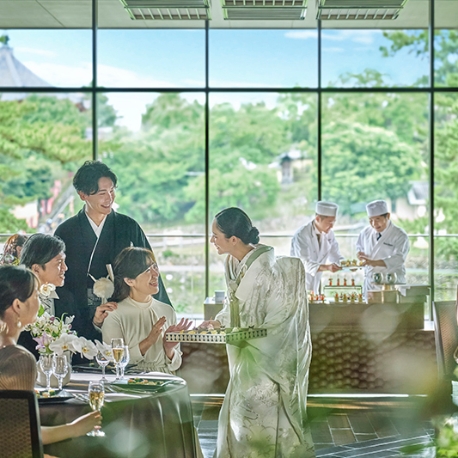 KOTOWA　奈良公園　Premium View：＼月曜2組限定／奈良を感じる*猿沢池の絶景×黒毛和牛試食*