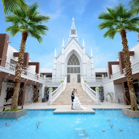 Ｆｒａｎｃ　Ｂｅｌｌｅ　Ａｍｏｕｒ（フラン・ベル・アムール）：＼当館人気No.1／白亜の大聖堂×演出体験★130万円優待