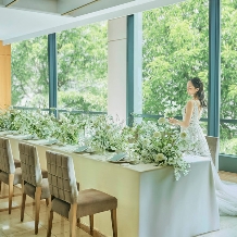 Ｔｈｅ　Ｍａｉｓｏｎ　表参道　ｂｙ　アニヴェルセル:【26年10～11月人気の秋婚】表参道のケヤキ並木が映えるシーズン《60名323万→258万円》