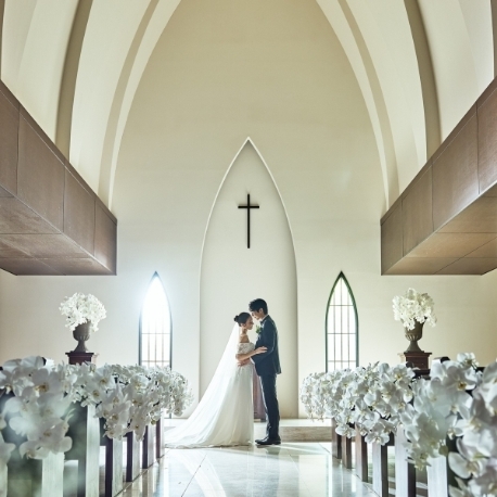 南青山サンタキアラ教会：1.5万ギフト＆150万優待*温もり感じる本格教会で上質W*絶品試食