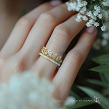 特別感たっぷり♪ミル打ちとダイヤが輝き合う ’ミル打ちエタニティマリッジ’