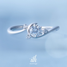 【エデラ】 蔦を思わせる有機的な曲線が目を引く、ナチュラルな印象の婚約指輪