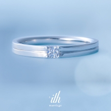 【ブリランテ】凛と輝くプリンセスカットダイヤの婚約指輪