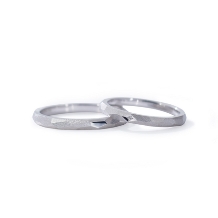 ｉｔｈ（イズ）:【クリスターロ アリア】鉱物の結晶をモチーフにした結婚指輪