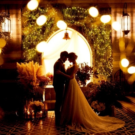 ニーズ名駅 by T&G WEDDING（旧 インフィニート 名古屋）：【月1*花嫁ALL体験】チャペル入場×大階段×美食堪能*ドレス特典