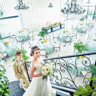 ＬＡ ＰＯＬＴＯ／The　Liverary（ラ ポルト／ザ ライヴラリー）:【50名151万円】27年4月まで*邸宅まるっと1日貸切平日限定/最大103万円優待