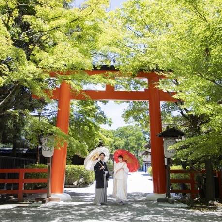 下鴨神社（賀茂御祖神社）：【世界遺産で神前式×駅近邸宅】最大79万優待×特選牛2万試食