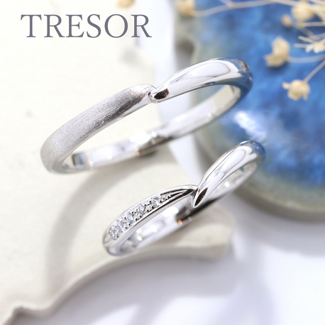 TRESOR(トレゾア):【鈴音+すずらん】たりの想いがやさしく重なり合う瞬間を表現した結婚指輪