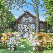 ＢＡＲＮ＆ＦＯＲＥＳＴ（バーン　アンド　フォレスト）：【2名様～OK！少人数ウェディング相談会】豪華試食×会場見学♪