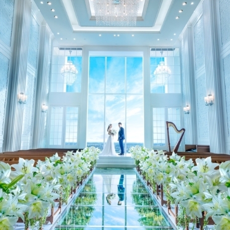ラグナヴェール ＳｋｙＴｅｒｒａｃｅ（ＬＡＧＵＮＡＶＥＩＬ ＳｋｙＴｅｒｒａｃｅ）：【GW限定*最大4万ギフト】絶景W*青空×自然光*天空チャペル体験