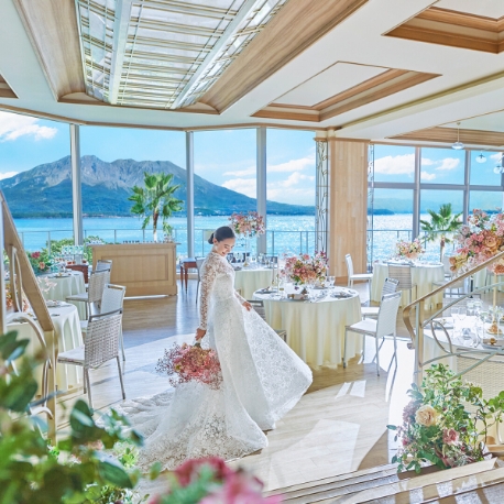 ＴＨＥ ＧＲＡＮＤ ＨＯＵＳＥ（グランドハウス）：《ドレス試着＆絶品試食》大聖堂×オーシャンビュー貸切会場見学