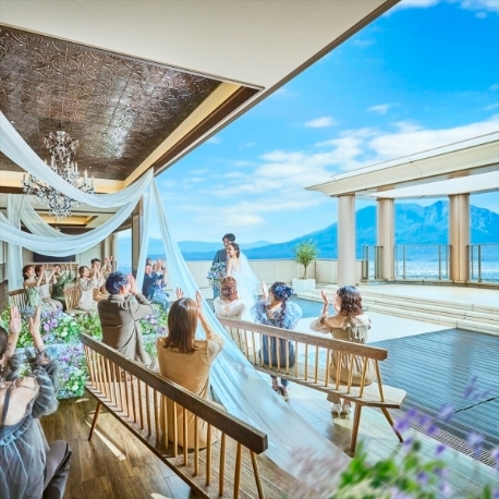 ＴＨＥ ＧＲＡＮＤ ＨＯＵＳＥ（グランドハウス）：平日限定《選べるプレゼント付》本格大聖堂見学×豪華コース試食