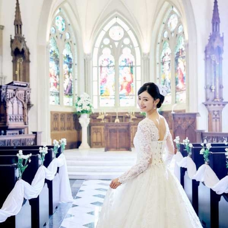 ネオス・ミラベル：【月曜限定】憧れドレス試着×感動の挙式体験*絶品スィーツ付♪