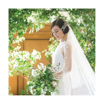 【先輩花嫁おすすめ】憧れトリートドレス見学&20万ドレス特典