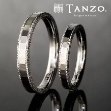 [TANZO]こだわりの面取りカットの結婚指輪