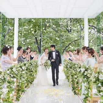 結婚式場：限定【10万ギフト*150万特典】駅近*大阪城&amp;緑溢れる会場*試食