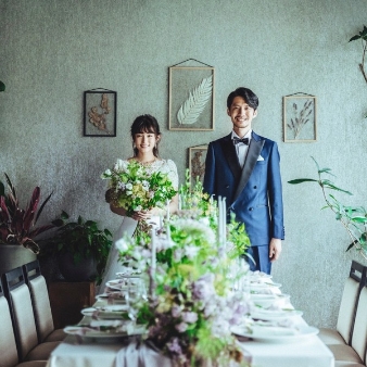 ＧＩＦＵ　ＭＯＮＯＬＩＴＨ（岐阜モノリス）:【少人数婚プラン】大切な方だけを招いたアットホームなウエディングご希望の方へ:【自然の美×あなたらしさ】ガーデン付邸宅で全館貸切のプライベートウエディングをふとした表情、何気ない風景。特別に飾り立てたものではなく、自然体こそがここでは絵になる。季節ごとに違った表情を見せる庭園、透明な光が包むチャペル、モダンデザインに岐阜伝統の美しさを加えた一軒家。肩の力を抜いて、いつもの自分らしく過ごして。