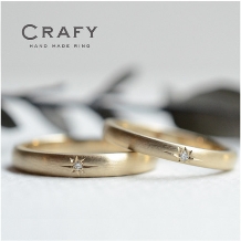 ＣＲＡＦＹ（クラフィ）:【ふたりで作る結婚指輪】八光に輝くイエローゴールドの結婚指輪