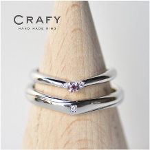 ＣＲＡＦＹ（クラフィ）:【ふたりで作る結婚指輪】ティアラのように輝くシンプルだけど可愛いV字リング