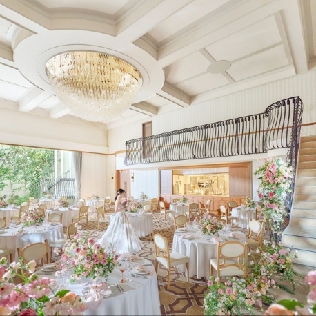 ニーズ名古屋丸の内 by T&G WEDDING（旧 トリフォーリア NAGOYA）：月曜日限定◆上質と自然が調和する貸切邸宅×憧れ大階段*ALL体験