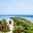 瀬良垣島教会／アールイズ・ウエディング：沖縄の海と緑に囲まれた絶景CHAPEL映像体験×見積相談