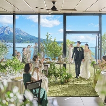 THE BAYSUITE SAKURAJIMA TERRACE（ザ・ベイスイート 桜島テラス）:桜島を望む家族婚《20名85万円》心あたたまる少人数会食で特別な一日を