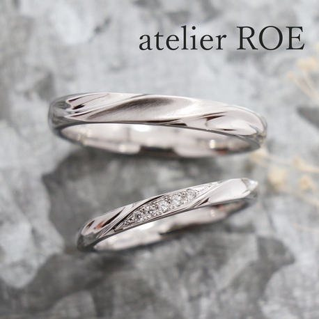 atelier ROE:【斜めの彫り模様に艶消しとダイヤでアレンジ】ふたりで作る特別な手作り結婚指輪