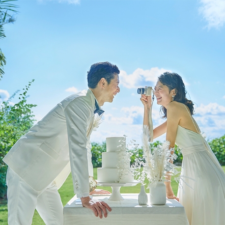 ザ・ギノザリゾート　美らの教会／アールイズ・ウエディング：【おふたり挙式おススメ◎】充実フォト×貸し切り×憧れドレス