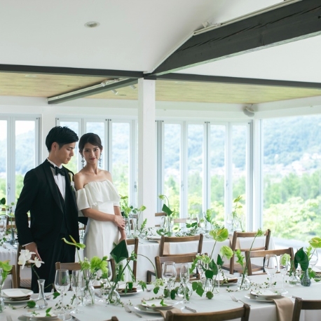 ＴＨＥ ＨＩＬＬＳ ＨＯＵＳＥ ＴＳＵＹＡＭＡ（ザ・ヒルズハウスツヤマ）：【圧倒的絶景】丘の上に佇むガラスの空間×特選和牛コース試食会