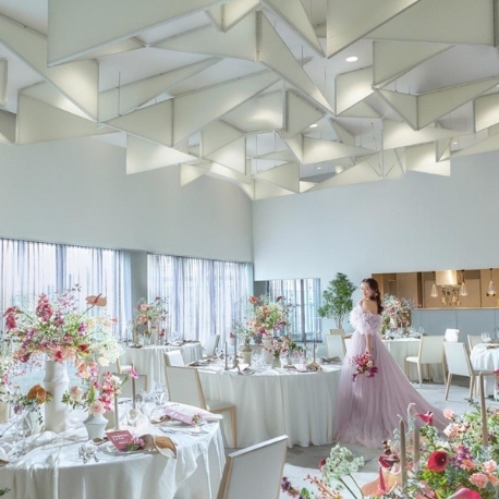 ホテルロイヤルクラシック大阪：3連休ラスト*最大150万特典■特選牛4万試食×建築美チャペル体験