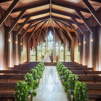 ザ グランダブリュー 水戸（THE GRAND W MITO）:＜2026年1月～3月限定＞ウィンタープラン*【60名205万円】木のチャペル×上質空間で叶う結婚式:【当フェア限定で3万円相当の絶品コース試食】話題の木のチャペル×貸切邸宅を体験♪今なら1件目来館で、ドレス＆タキシード（38万円分）プレゼント！彩りある心のこもったお料理で大切なゲストをおもてなし！非日常感のある圧倒的なロケーションを貸切にして特別な一日を♪