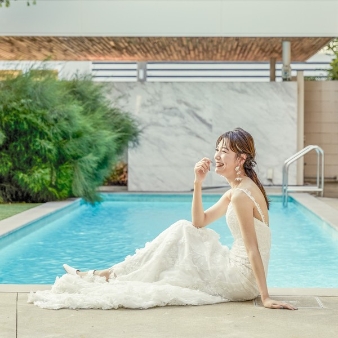 ＷＥＥＫＥＮＤ　ＨＯＵＳＥ &nbsp;（ウィークエンドハウス）:＜ゼクシィ限定＊直前プラン＞26年5月まで【50名174万】最大190万優待:天神駅徒歩圏内、各公共交通機関からもアクセス抜群！福岡では珍しい『一棟貸切邸宅』＆非日常感溢れる西海岸の貸切リゾート！1泊2日のステイウェディングも先輩カップルから大好評！開放感のある空間で叶えるおふたりらしいオリジナルウェディングをご提案！できたてのお料理で大切なゲストの皆様をおもてなし★6名～130名まで幅広く対応。気になるご予算や日程相談など、専属プランナーが丁寧にご説明させていただきます。ご日程に関してはまだ目処がたっていなくてもお気軽にご相談ください！1件目の見学がおすすめ♪今だけ1件目来館で3万円ギフトプレゼント！ドレス特典やスイートルーム宿泊特典等、選べるご成約特典も満載♪