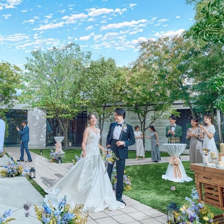 EYOHAKU －ヨハク－：ドレスサロン見学付´-最大40万優待＆試食＊姉妹店と比較見学OK