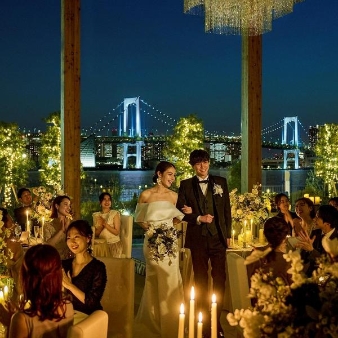 結婚式場：【*最大180万円*】ドレス特典♪豪華試食*憧れの１組貸切チャペル