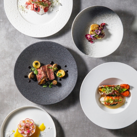 THE TOWER HOTEL NAGOYA（ザタワーホテルナゴヤ）：【新春13大特典】眺望挙式×スイート宿泊×贅沢5品試食*Amazon