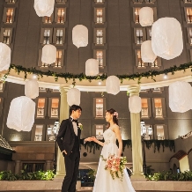 グランドニッコー東京ベイ 舞浜:【ランタンフォトプラン】夕暮れのアトリウムで幻想的な撮影＊平日価格あり！通常31万⇒平日25万円