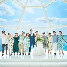 アートグレイス　オーシャンフロントガーデンチャペル　沖縄:【家族婚でご検討の方】挙式＋8名会食プラン＼6名様から可／