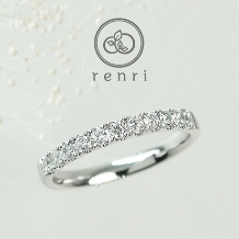 renri:ダイヤモンドのラインが華やか、エタニティリング
