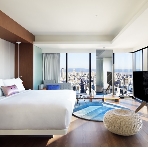 W大阪のフェア画像