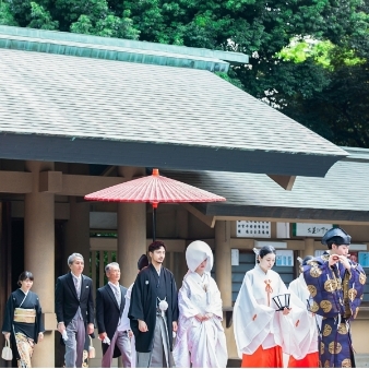 東郷神社・ルアール東郷:【30名少人数プラン*2027年3月末まで】アットホームウェディング &nbsp;227万円→187万円:東郷神社伝統の神前式と、１日２組様限定の迎賓館を備えたトレンド感溢れる洋装会場の、和と洋が融合した婚礼を徹底体験！