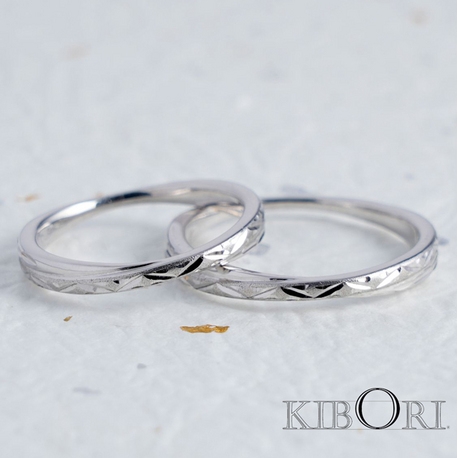 ブライダルリング専門店　輝織‐ＫＩＯＲＩ‐:誰もつけていない指輪が欲しい！輝彫-kibori-/マリッジリング　編（ふみ）