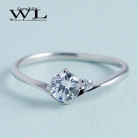ブライダルリング専門店　輝織‐ＫＩＯＲＩ‐:彼女を笑顔にする輝き「ウィリアム-レニー ダイヤモンド」羽白星