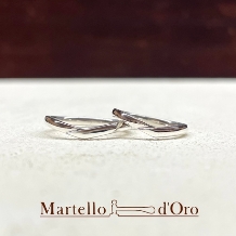 Ｍａｒｔｅｌｌｏ　ｄ’Ｏｒｏ　（マルテロドーロ）:《ふたりの手作り結婚指輪》 V字　Pt900／Pt900
