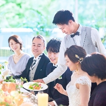 ＭＡＲＩＮＥ ＴＯＷＥＲ ＷＥＤＤＩＮＧ:【40名／挙式＋披露宴】最大48万円ご優待＜一年半以内＞