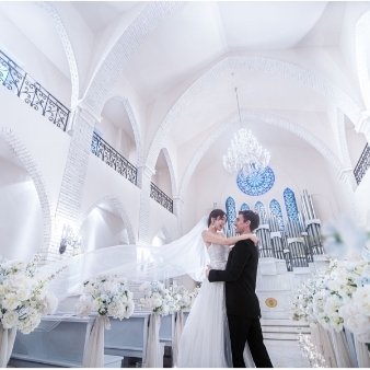 結婚式場：年末BIG＼MAX150万＆1.5万ギフト／駅3分*圧巻の空間美×4万試食