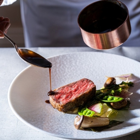 長良川清流ホテル：GW限定【最大6.5万GIFT】飛騨牛×豪華8品試食＆天空チャペル体験