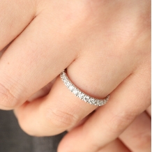 Ｓｔ．Ｍａｒｉａ:【ブリラーレ】大粒のメレーダイヤが眩い、キラキラが好きな方にオススメの指輪
