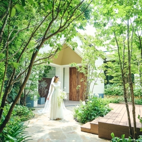Hilltop Resort YAMANOUE（ヒルトップリゾート 福岡内）：＼自然派会場なら1件目に♪／森×空の高台ホテル体験＆安心比較